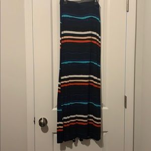 Jessica’s Simpson Maxi Skirt.